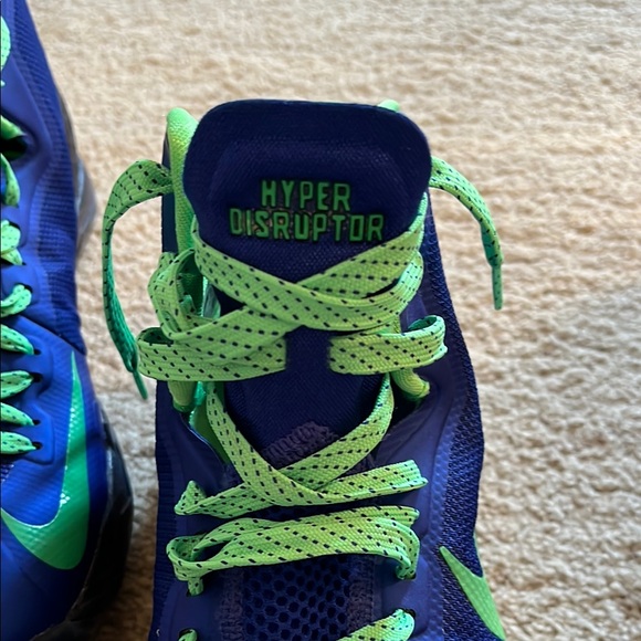 Nike men’s Blue and Green Athletic Shoes - Picture 5 of 8